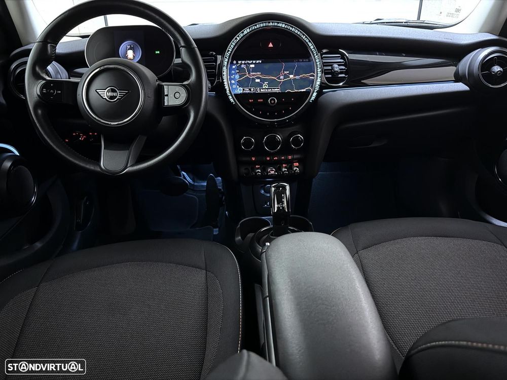MINI 5 Portas Cooper Auto - 11
