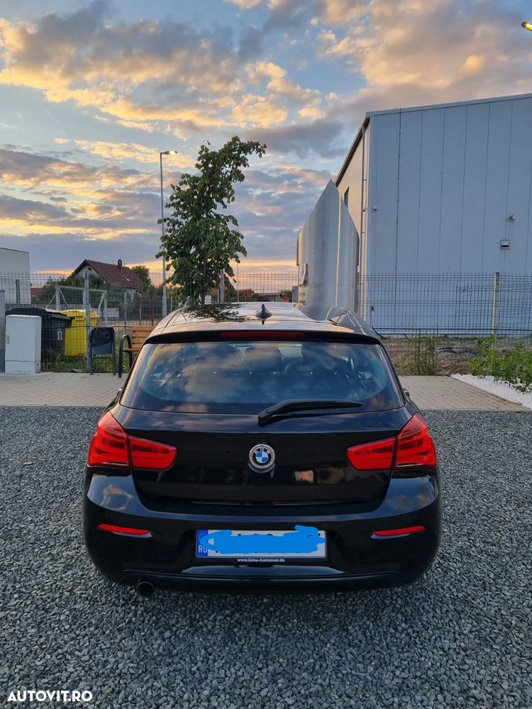 BMW Seria 1 118d Sport Line - 4