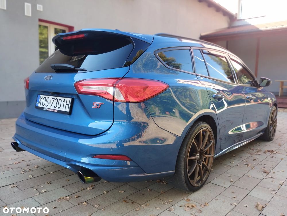 Ford Focus 2.3 EcoBoost ST X - 4