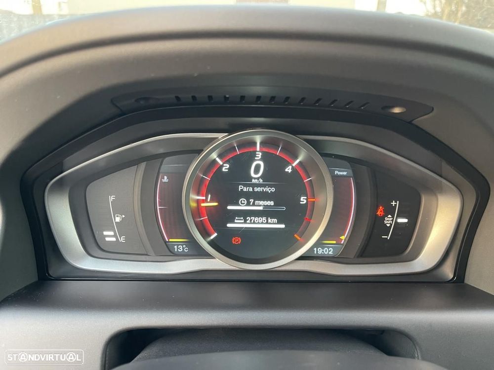 Volvo XC 60 D4 Ocean Race - 25