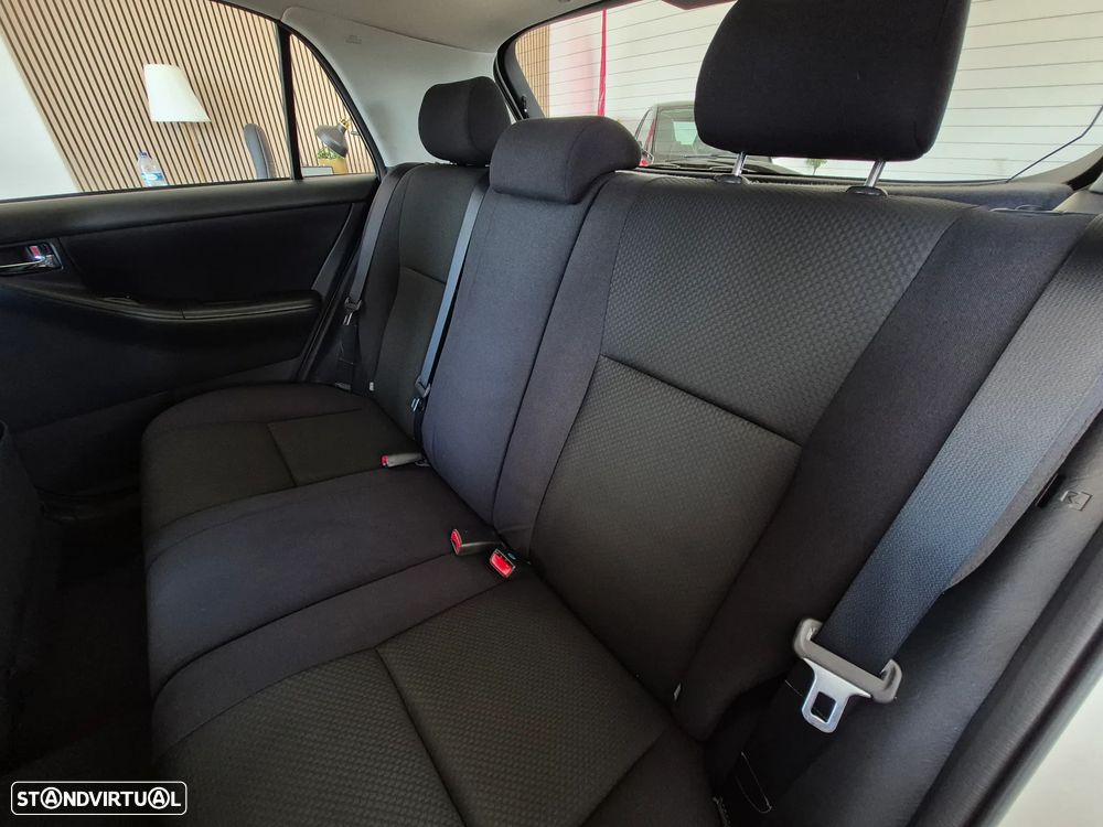 Toyota Corolla 1.4 VVT-i Sol - 13