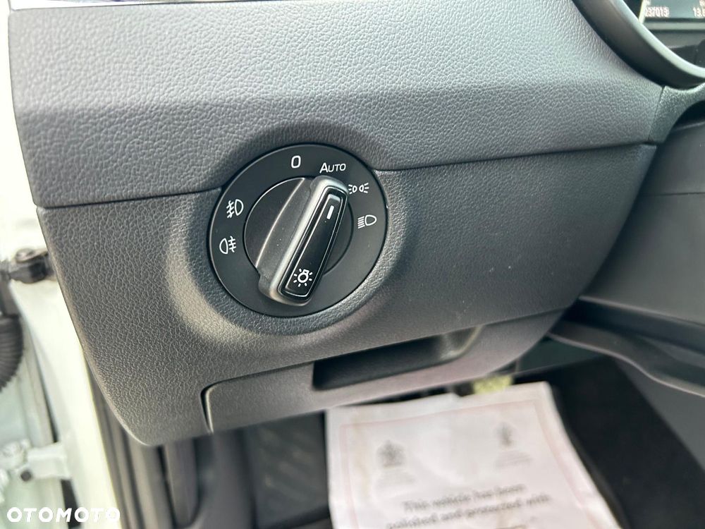 Skoda Octavia 2.0 TDI Elegance DSG - 32