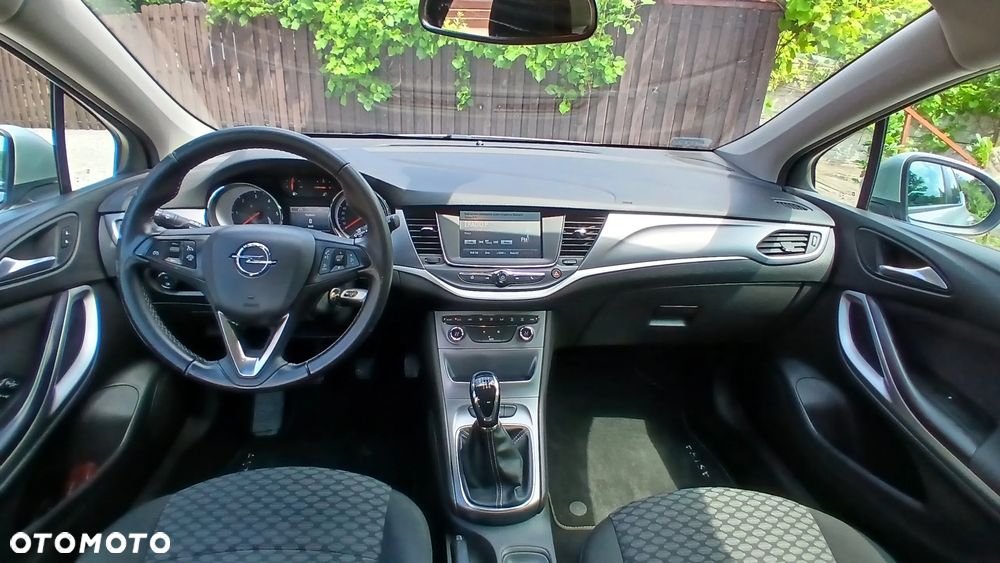 Opel Astra 1.6 CDTI Enjoy - 6