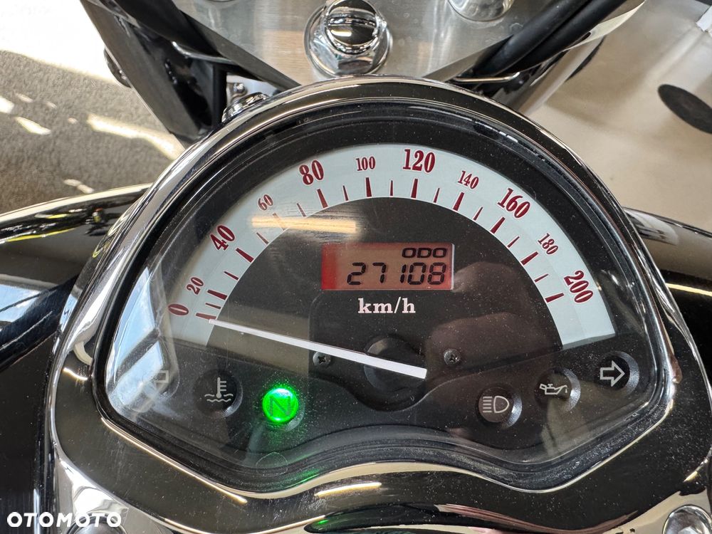 Honda VTX - 19
