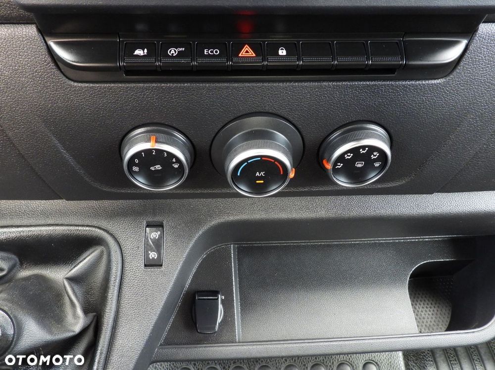 Renault MASTER WYWROTKA PODWÓJNA KABINA DOKA 6 MIEJSC TEMPOMAT LEDY BLIŹNIACZE KOŁA KLIMATYZACJA  145KM - 34