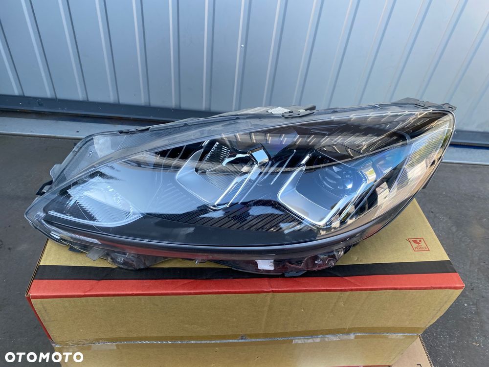 FORD KUGA 3 III MK3 LAMPA PRZEDNIA LEWA LED LEDOWA REFLEKTOR LEWY PRZEDNI PRZÓD LED  LEDOWY SOCZEWKA EUROPA LV4B-13E015-CD  LV4B13E015CD FULL LED - 3