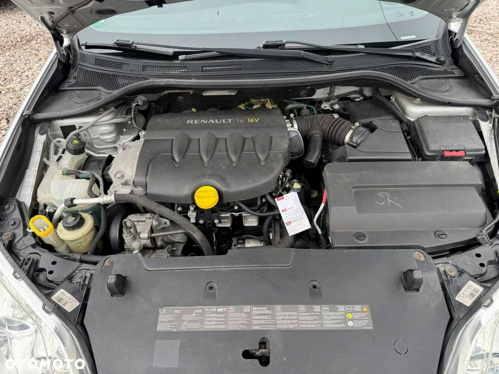 Renault Laguna - 8