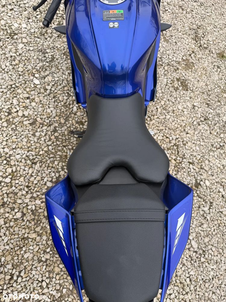 Yamaha R125 - 12