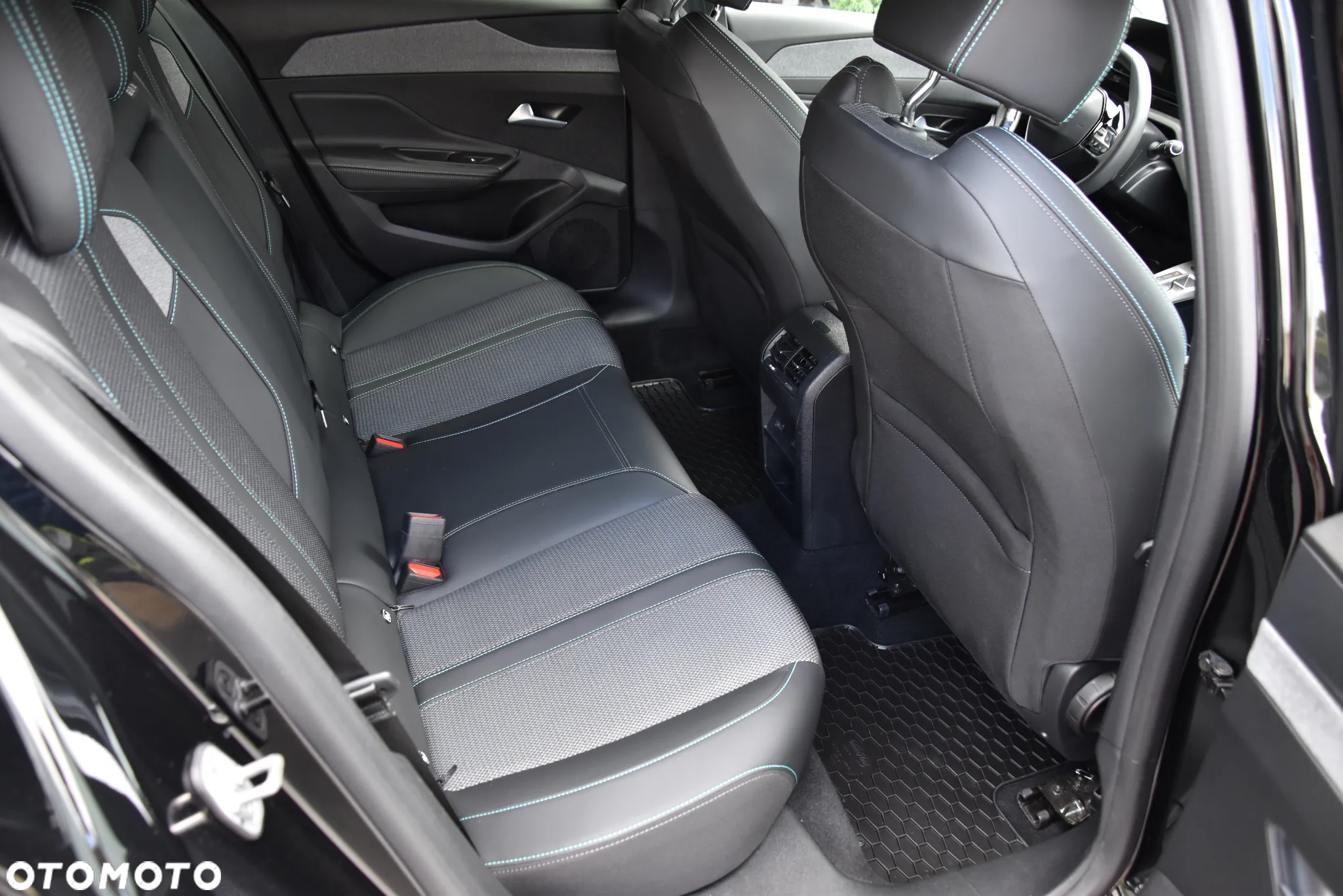 Peugeot 308 SW PureTech 130 EAT8 Allure Pack - 21