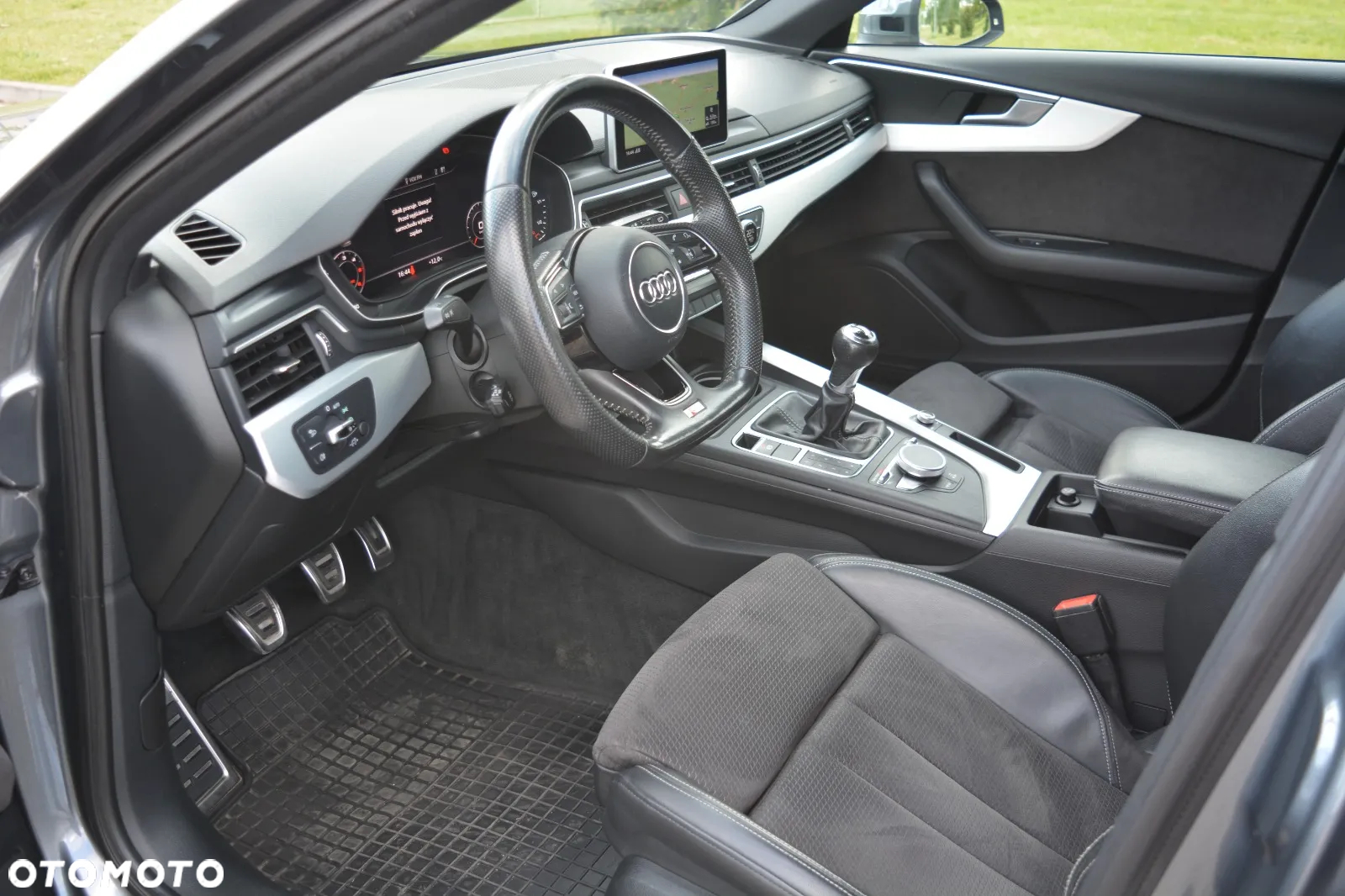Audi A4 Avant 2.0 TDI DPF clean diesel S line Sportpaket - 17