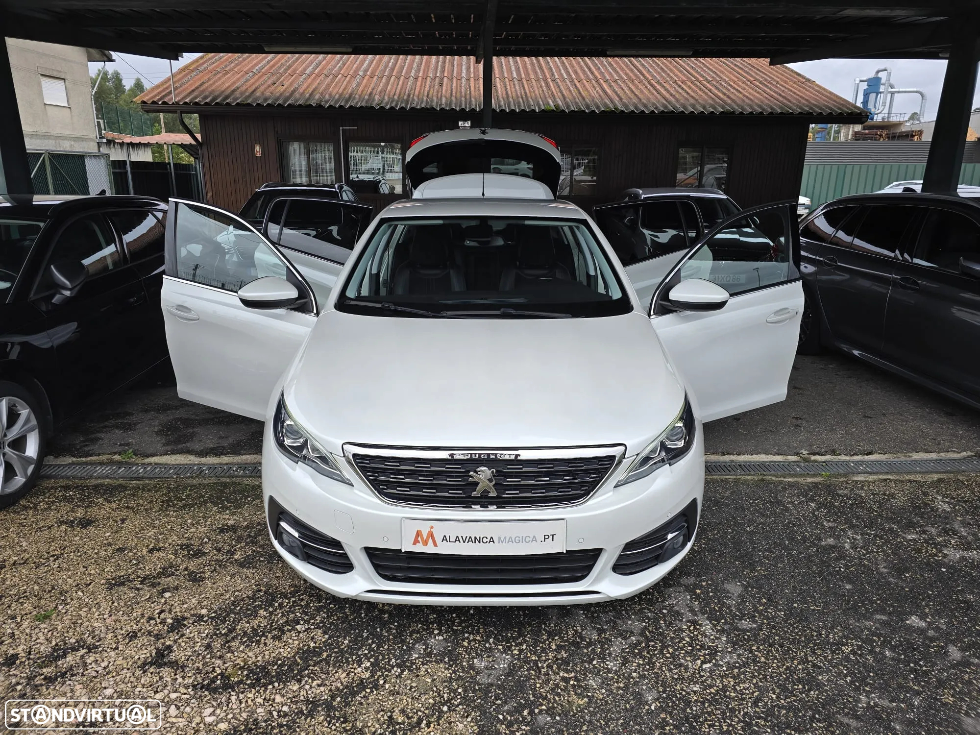 Peugeot 308 1.5 BlueHDi Allure Pack - 31