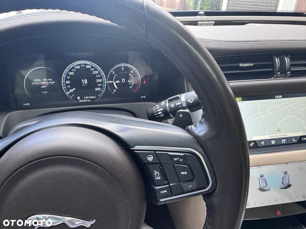 Jaguar XF 2.0 i4D AWD Prestige - 6