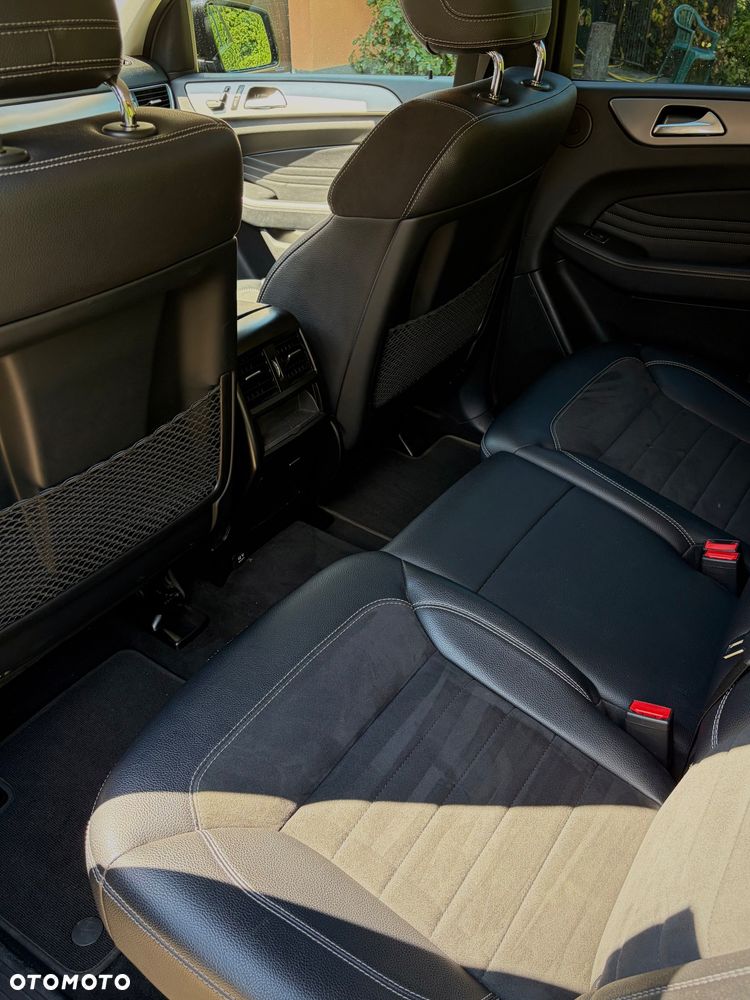 Mercedes-Benz ML 350 BlueTEC 4-Matic - 10
