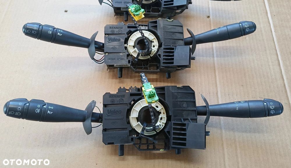 .Twingo II przełącznik zespolony taśma Renault