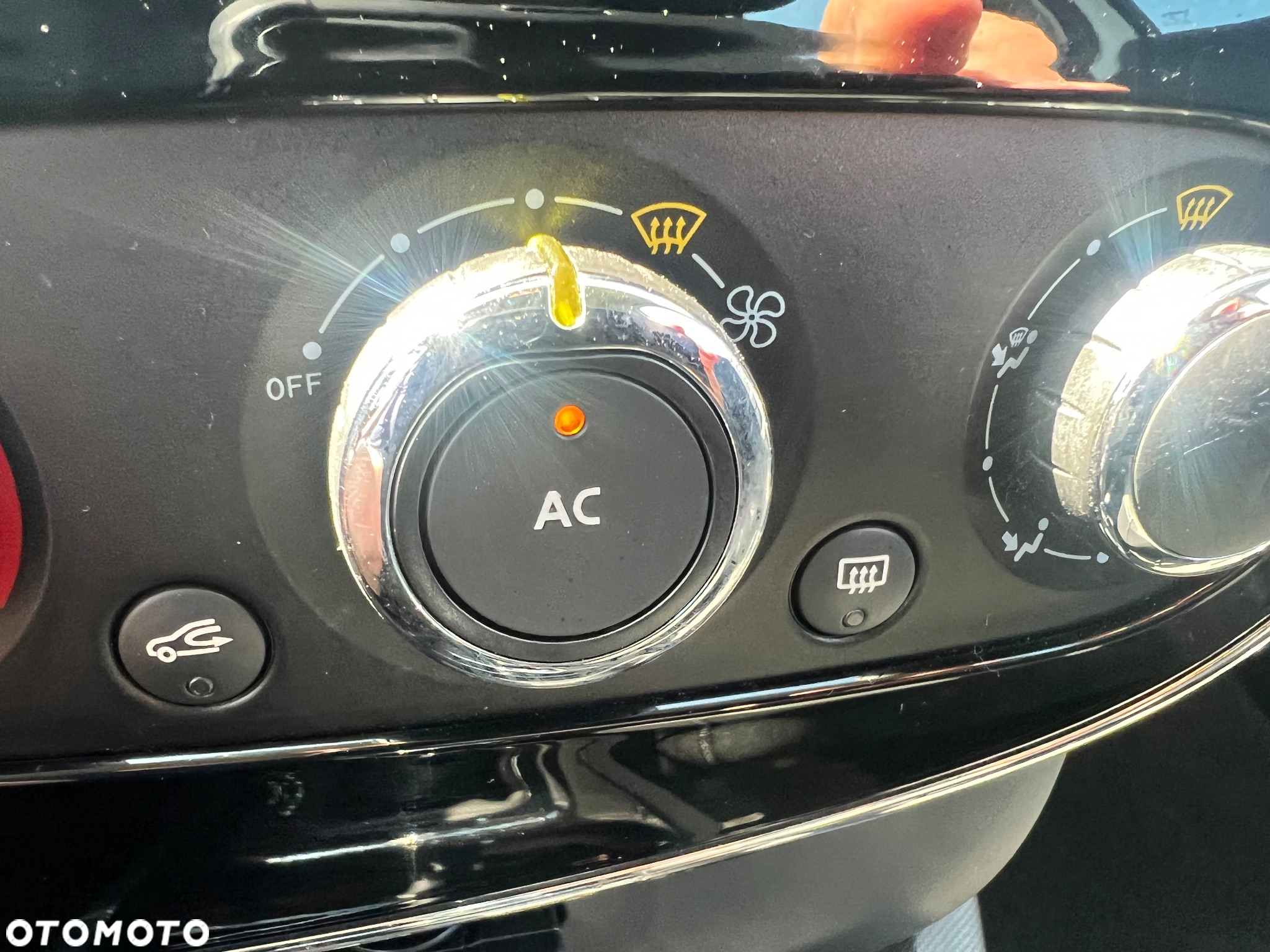 Renault Clio - 18