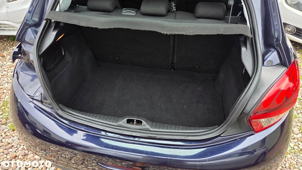 Peugeot 208 1.2 VTi Access - 11