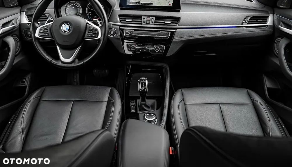 BMW X1 xDrive20d xLine - 14