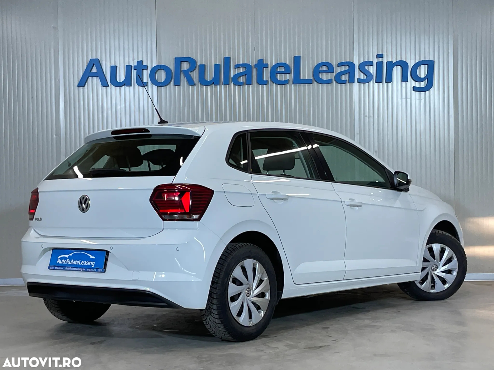 Volkswagen Polo 1.6 TDI Comfortline - 3