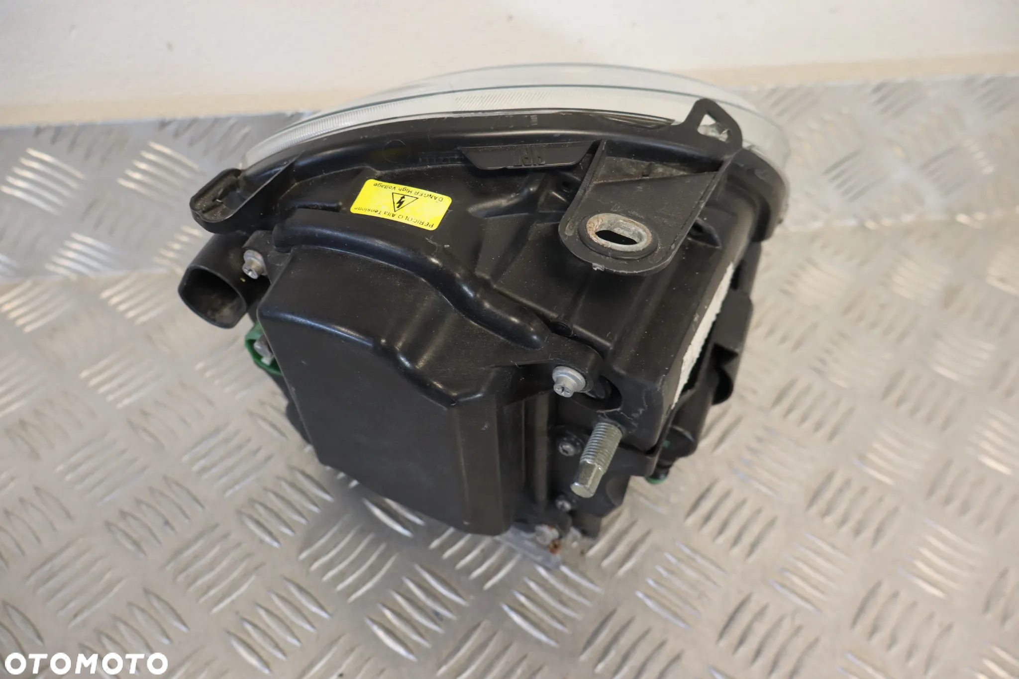 LAMPA PRZEDNIA PRZÓD PRAWA LEWA FIAT 500 XENON 2007-2015 - 13