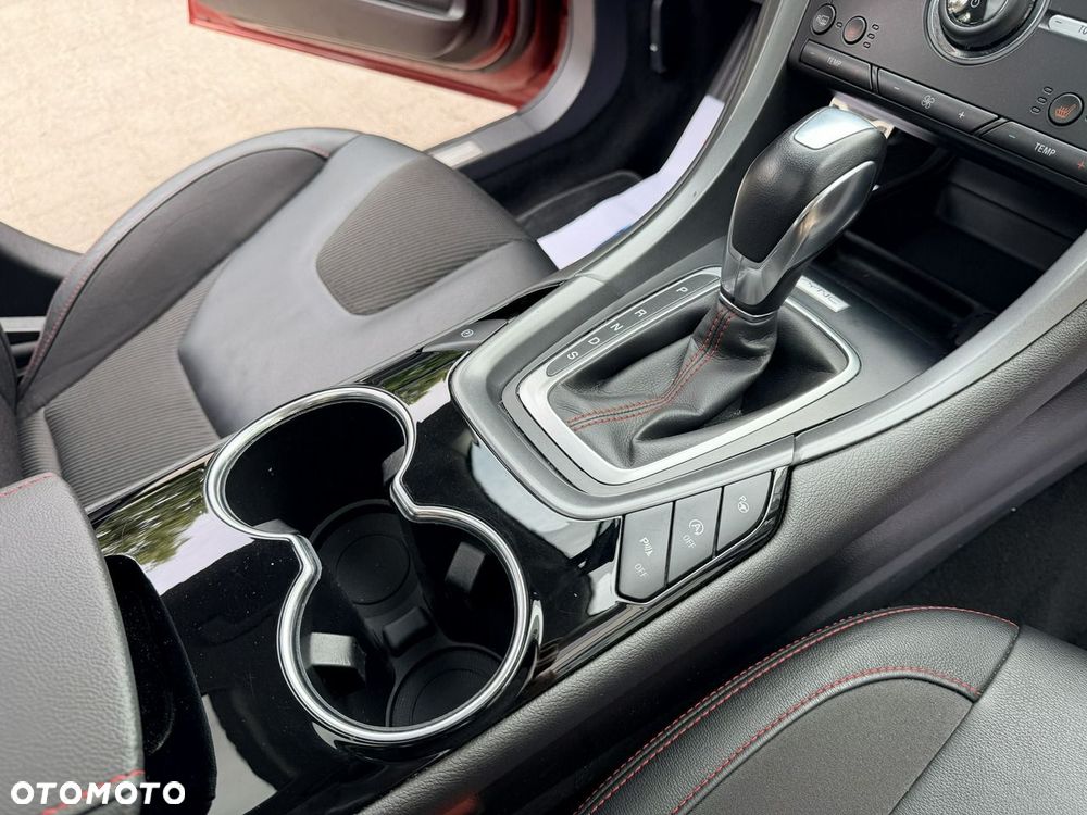 Ford Mondeo - 30