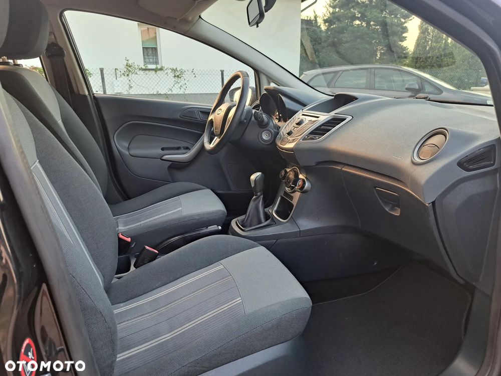 Ford Fiesta 1.25 Trend EU5 - 14