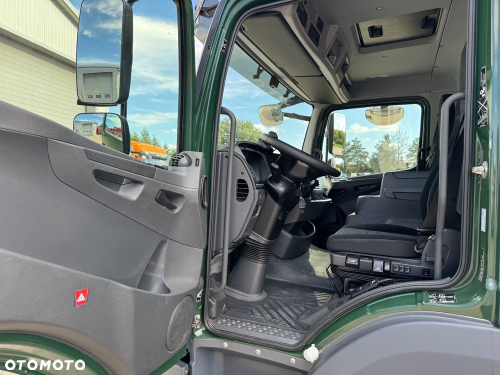 Mercedes-Benz ATEGO - 25