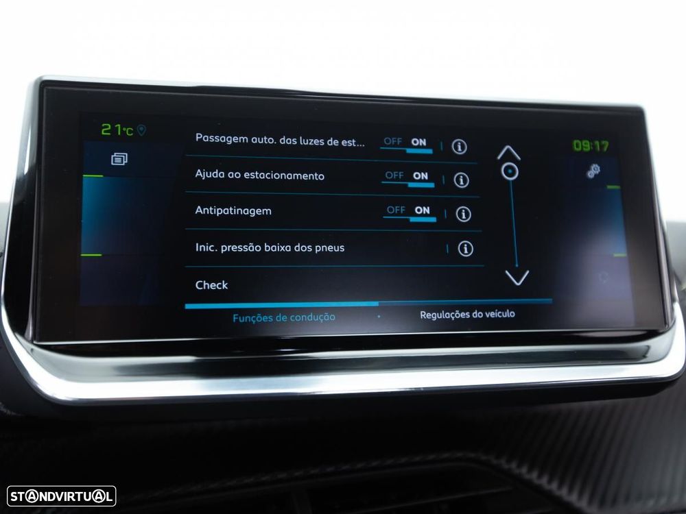 Peugeot e-2008 50 kWh GT - 31