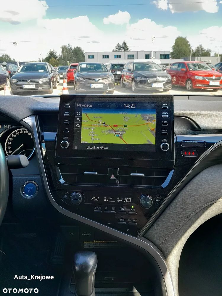Toyota Camry 2.5 Hybrid Executive CVT - 13