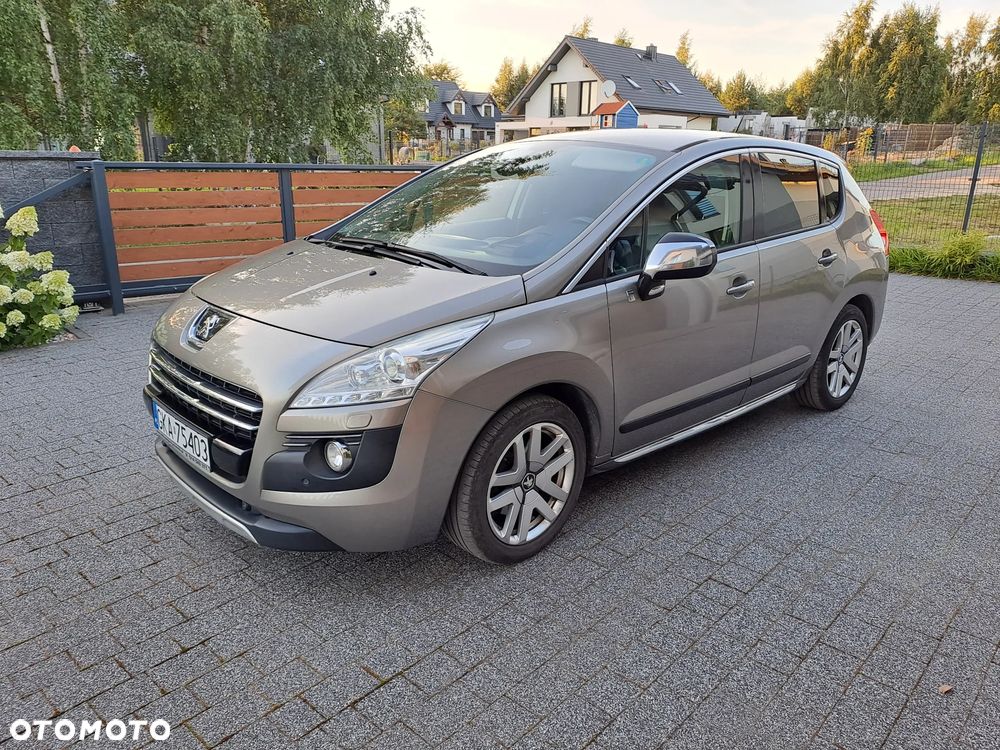 Peugeot 3008 Hybrid4 - 1