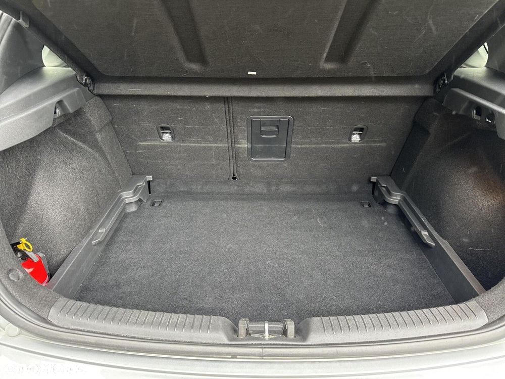 Hyundai i30 1.5 DPI Smart - 17