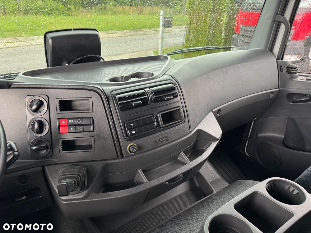 Mercedes-Benz ATEGO - 29