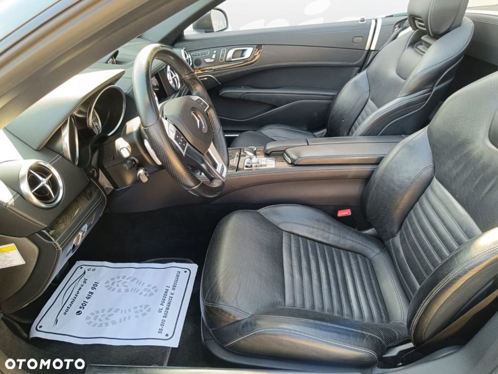 Mercedes-Benz SL - 23
