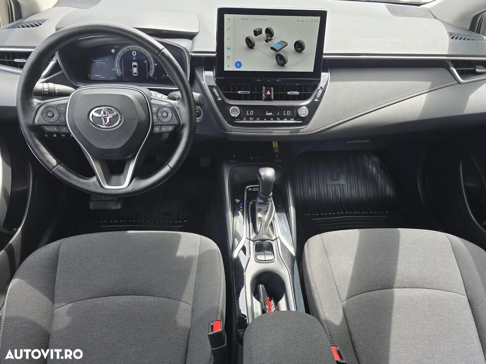 Toyota Corolla - 18
