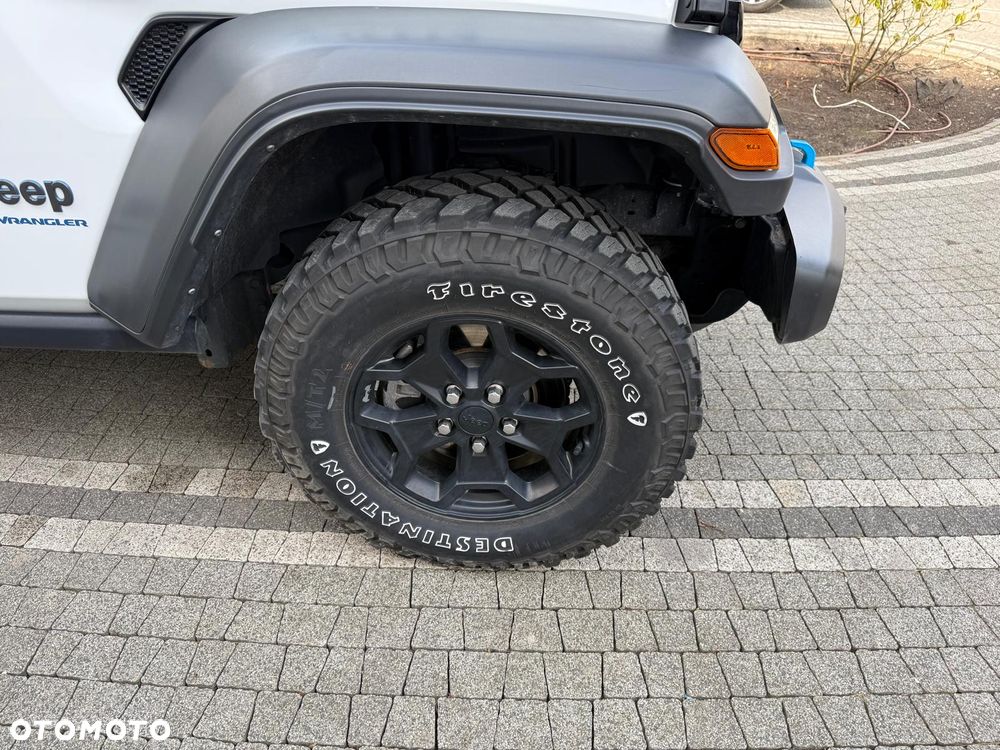 Jeep Wrangler - 15