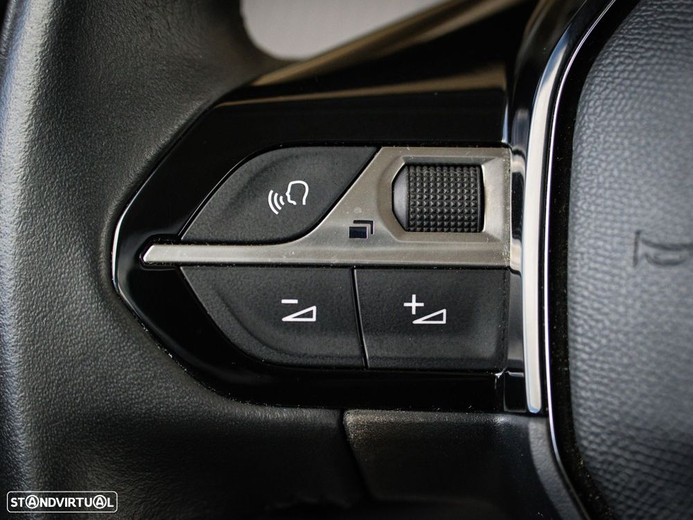 Peugeot 208 1.5 BlueHDi Active Pack - 31