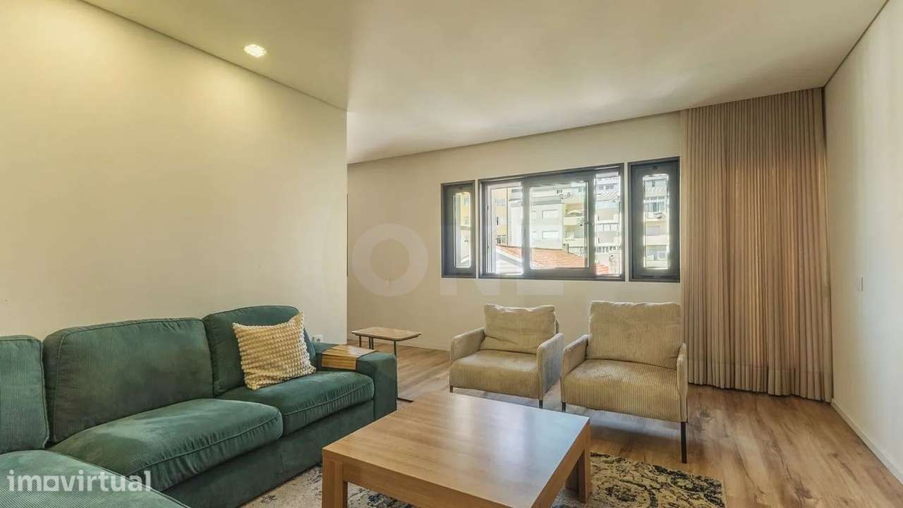 Andar Moradia T4 Duplex - Centro Santo Tirso - Grande imagem: 2/27