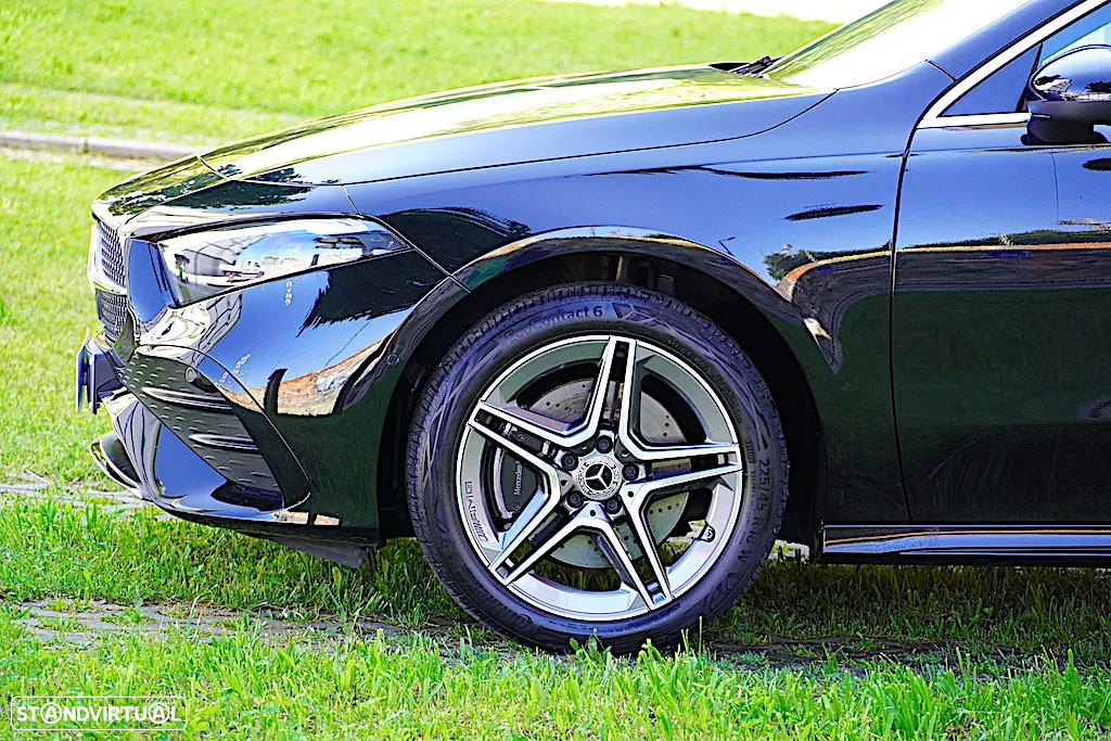 Mercedes-Benz A 250 e AMG Line - 5