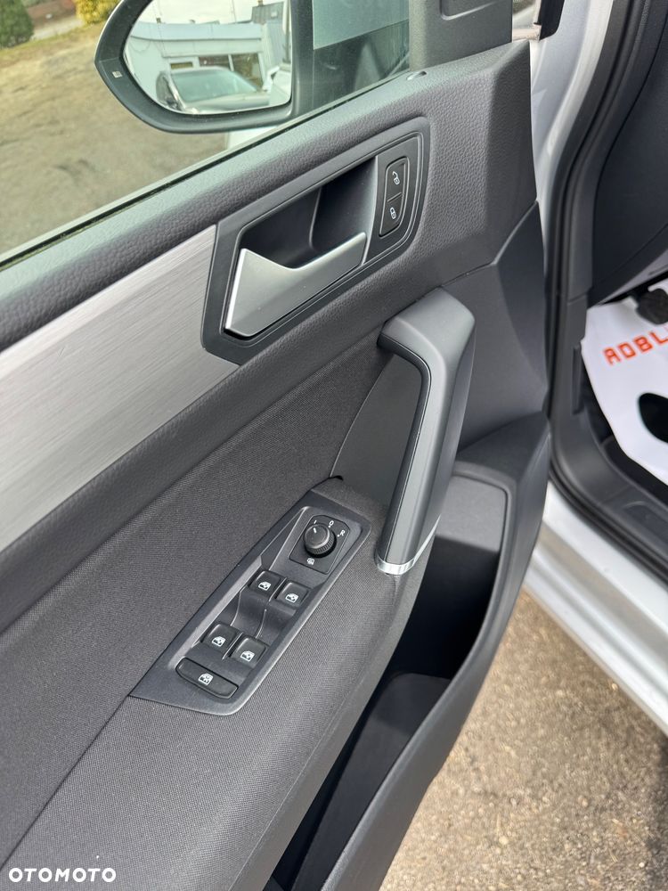 Volkswagen Touran 1.5 TSI ACT OPF Trendline - 24