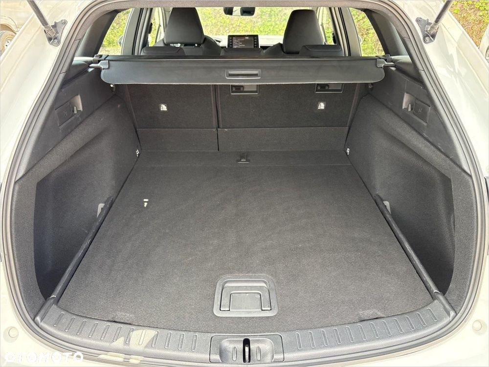 Toyota Corolla 1.8 Hybrid Comfort - 16