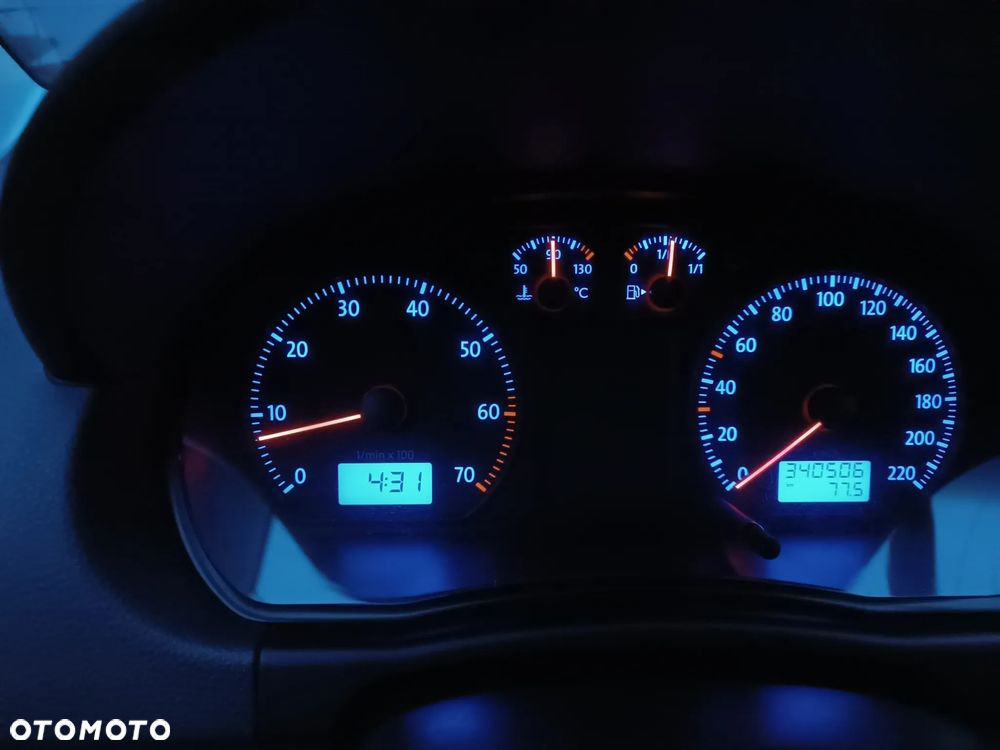 Volkswagen Polo - 18