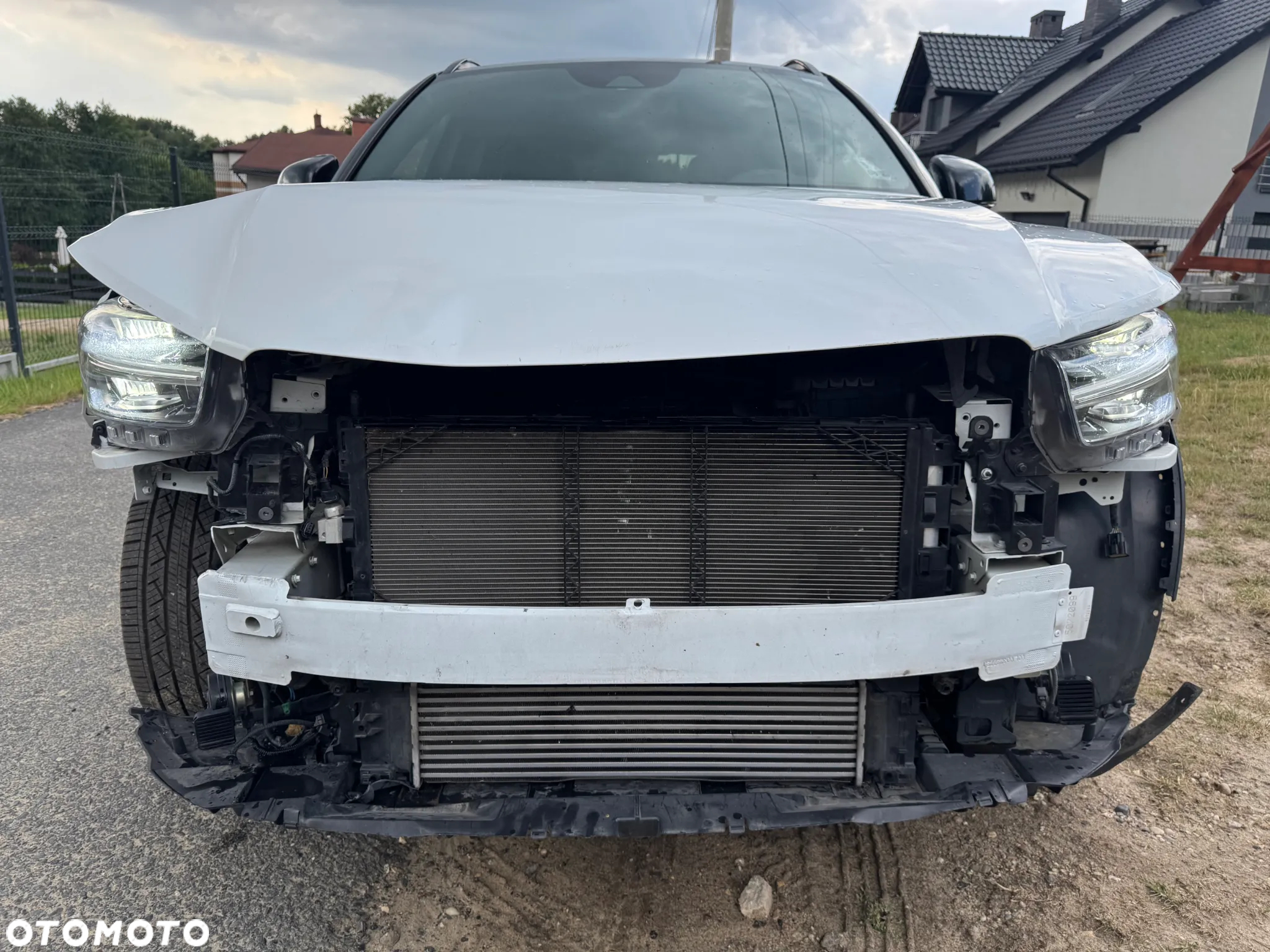 Volvo XC 40 B4 B DKG RDesign - 12