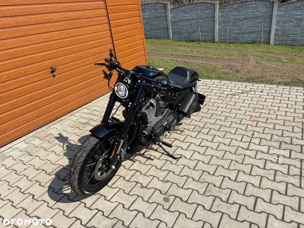 Harley-Davidson Sportster Roadster 1200R - 8