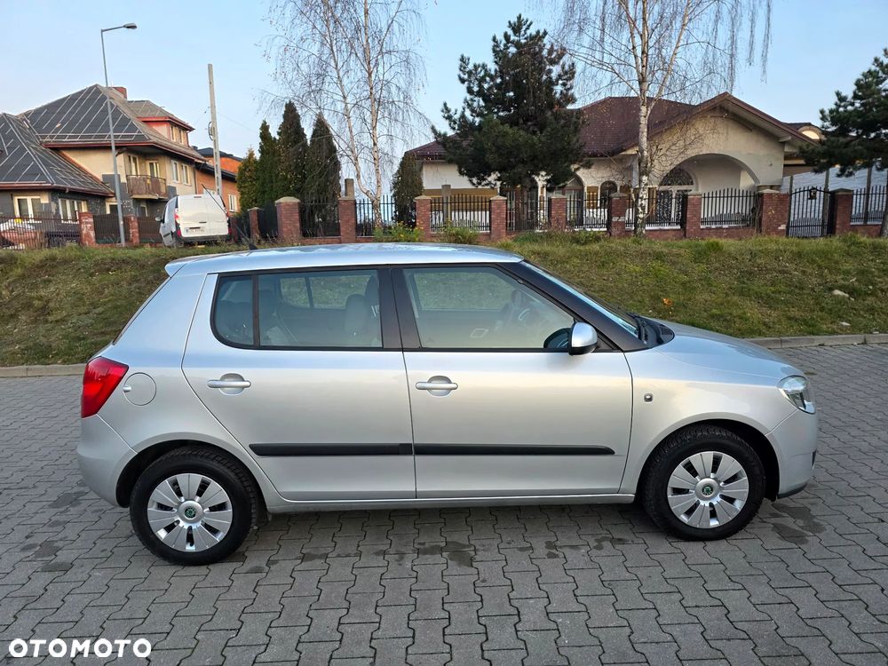 Skoda Fabia - 8