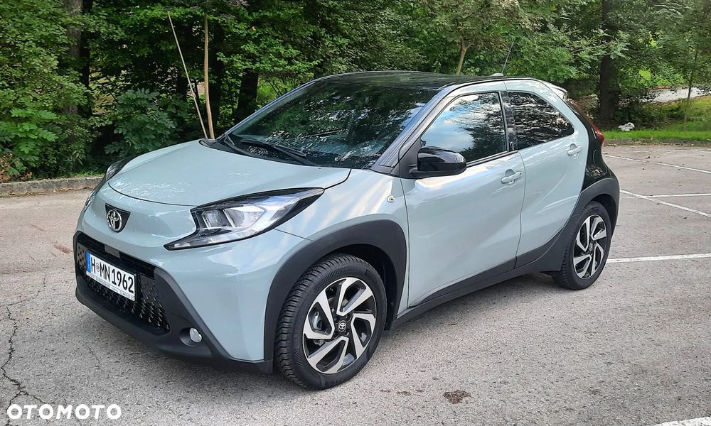 Toyota Aygo X 1.0 VVT-i Executive CVT - 2