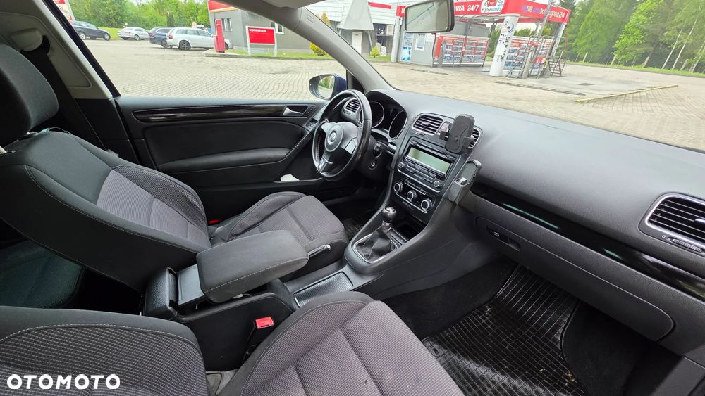 Volkswagen Golf - 9