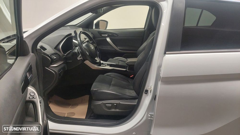 Mitsubishi Eclipse Cross 2.4 PHEV eMotion - 11