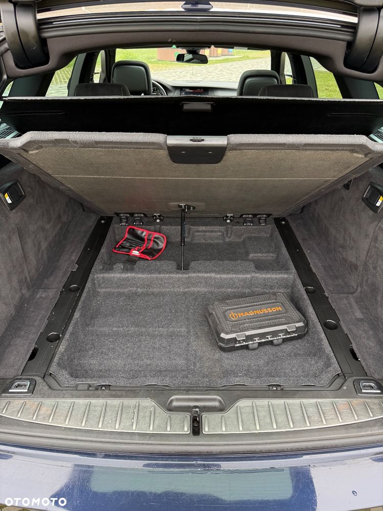 BMW Seria 5 525d xDrive Touring Sport-Aut Modern Line - 36