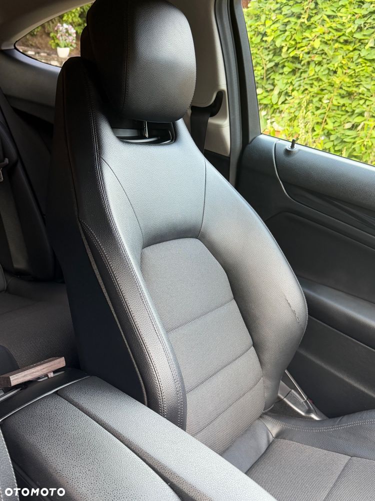 Mercedes-Benz Klasa C 180 (BlueEFFICIENCY) 7G-TRONIC - 11