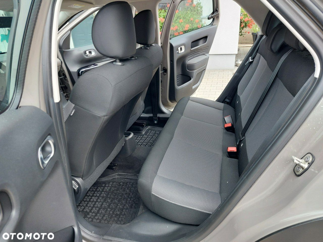 Citroën C4 Cactus - 14