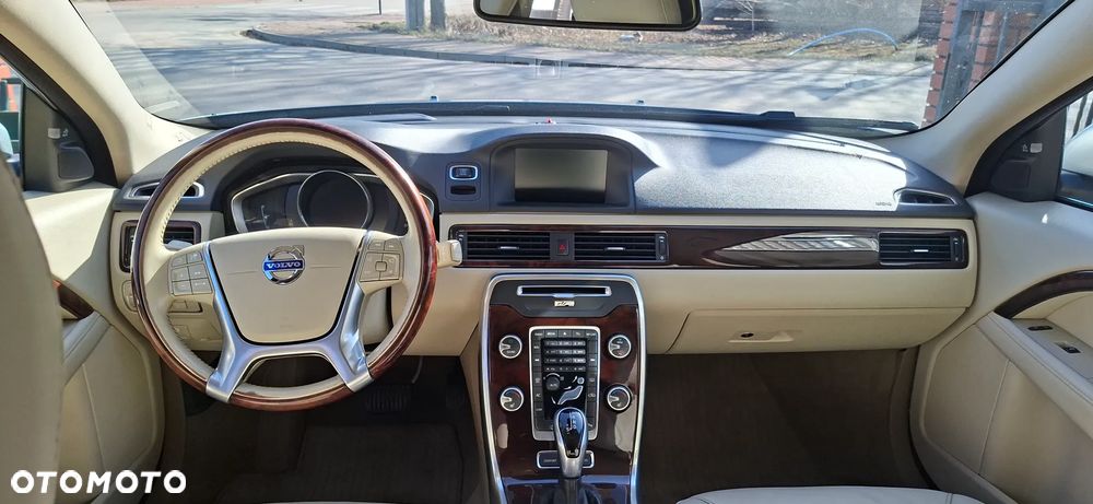 Volvo V70 T6 AWD Geartronic Momentum - 5